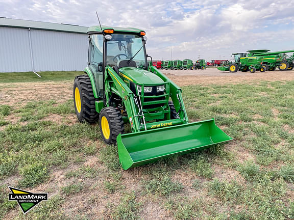 Image of John Deere 4066R equipment image 2