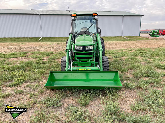 Image of John Deere 4066R equipment image 1