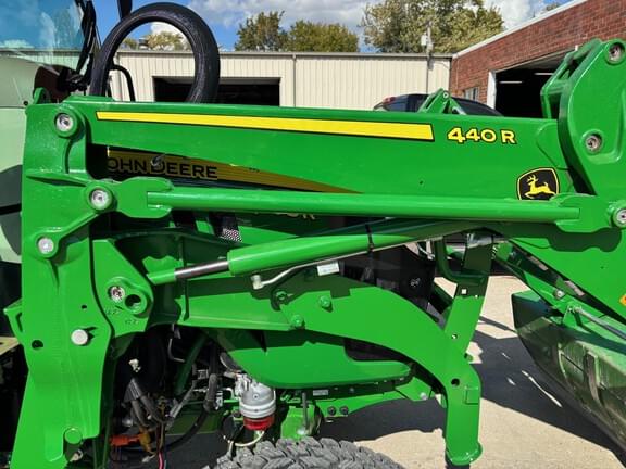 Image of John Deere 4075R equipment image 4