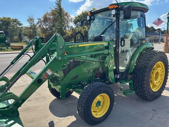 Image of John Deere 4075R equipment image 1
