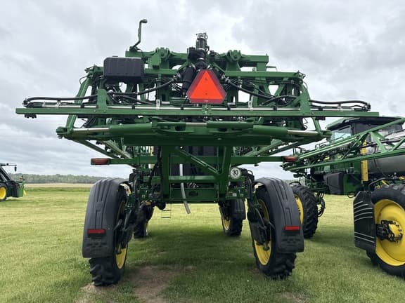 Image of John Deere 408R equipment image 4