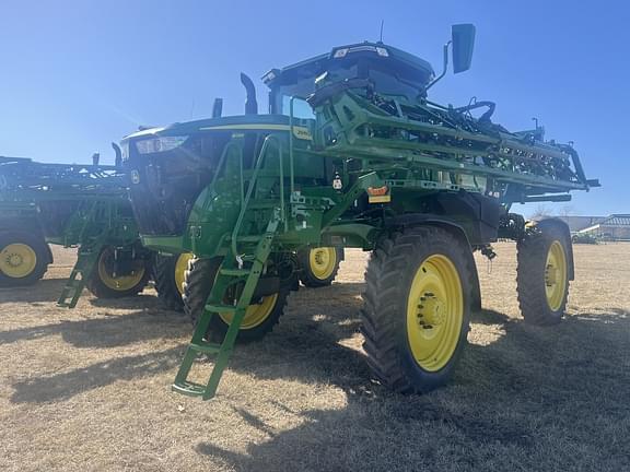 Image of John Deere 408R equipment image 4