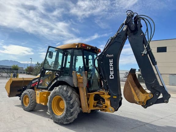 Image of John Deere 410P equipment image 1