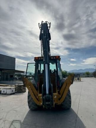 Image of John Deere 410P equipment image 2