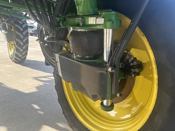 Image of John Deere 410R equipment image 4