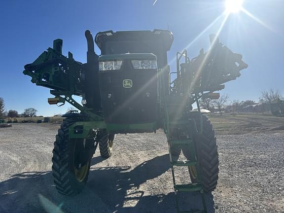 Image of John Deere 410R equipment image 2