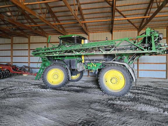 Image of John Deere 410R Image 0