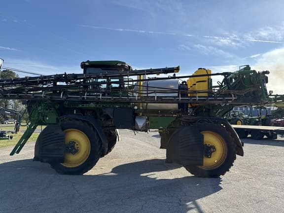 Image of John Deere 410R equipment image 4