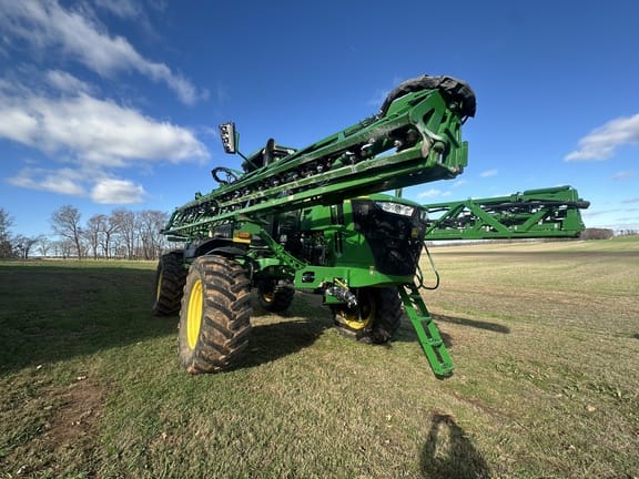 2023 John Deere 410R Equipment Image0
