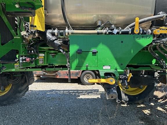 Image of John Deere 410R equipment image 3
