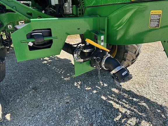 Image of John Deere 410R equipment image 2