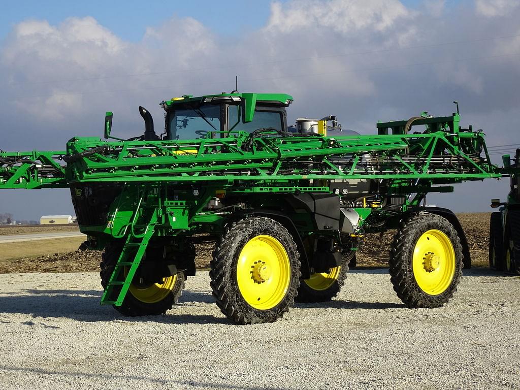 Image of John Deere 410R Primary image