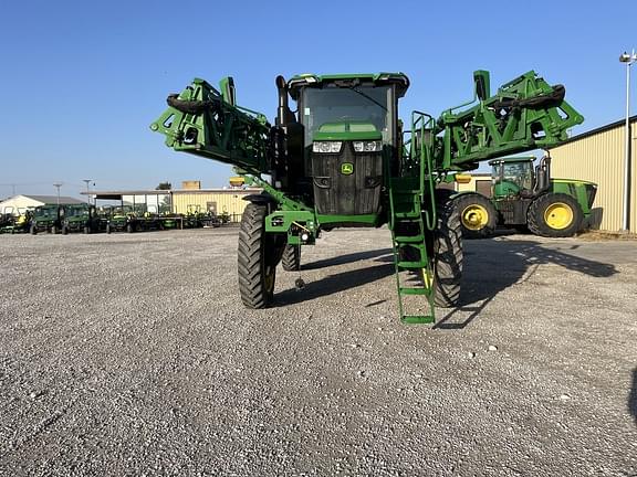 Image of John Deere 410R equipment image 3