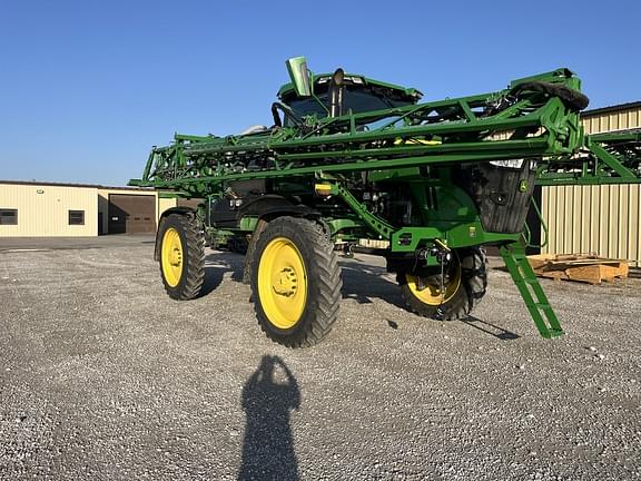 Image of John Deere 410R equipment image 2