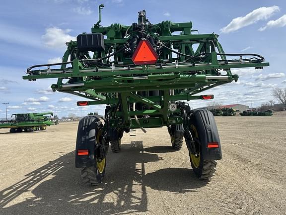 Image of John Deere 410R equipment image 4