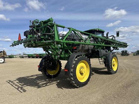 Image of John Deere 410R equipment image 4