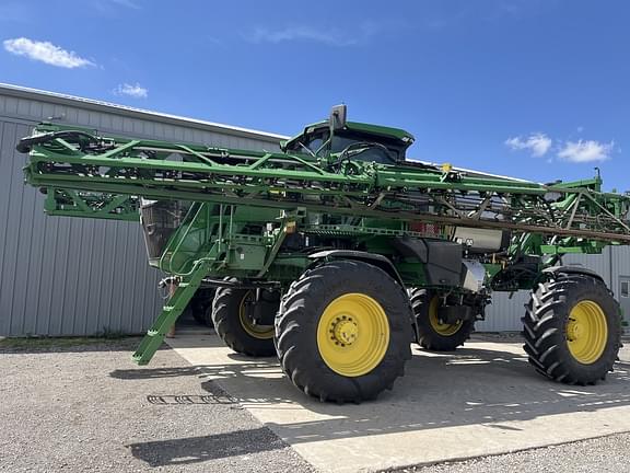 Image of John Deere 410R equipment image 1
