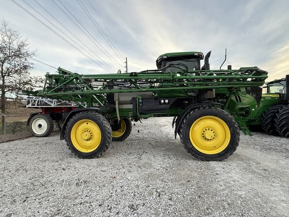 Image of John Deere 410R equipment image 1