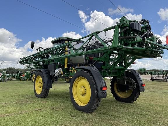 Image of John Deere 410R equipment image 2