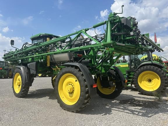 Image of John Deere 410R equipment image 2