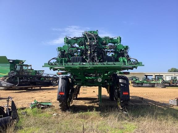 Image of John Deere 410R equipment image 3