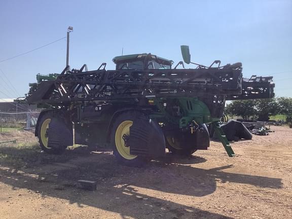 Image of John Deere 410R equipment image 1