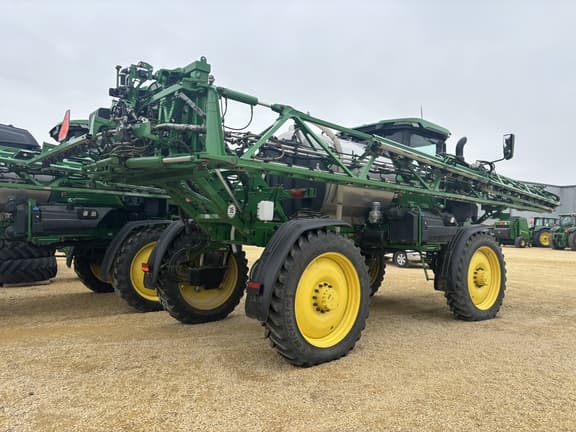 Image of John Deere 410R equipment image 2