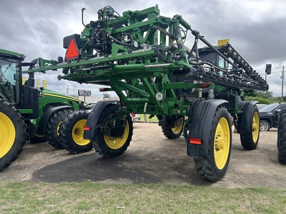 Image of John Deere 410R equipment image 2