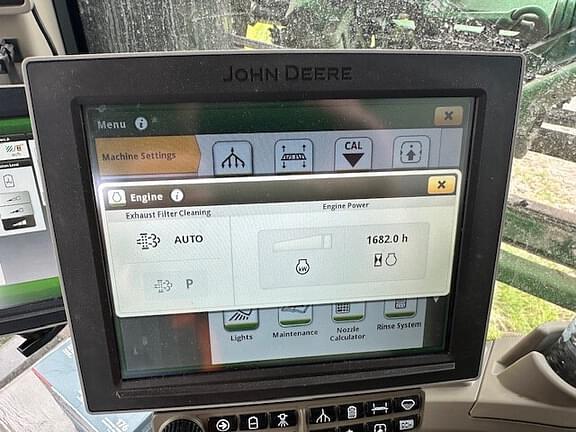 Image of John Deere 410R equipment image 2