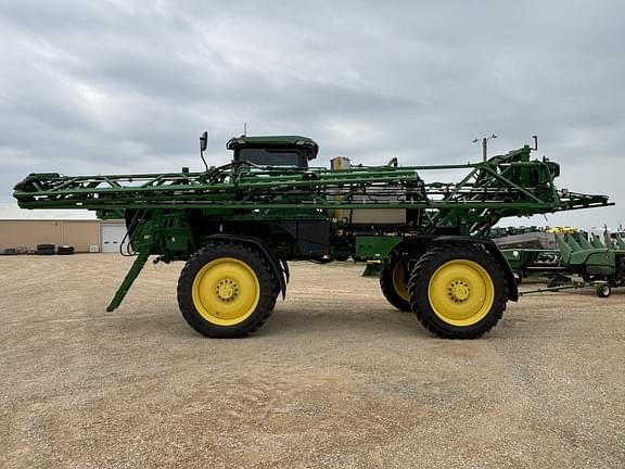 Image of John Deere 410R equipment image 4