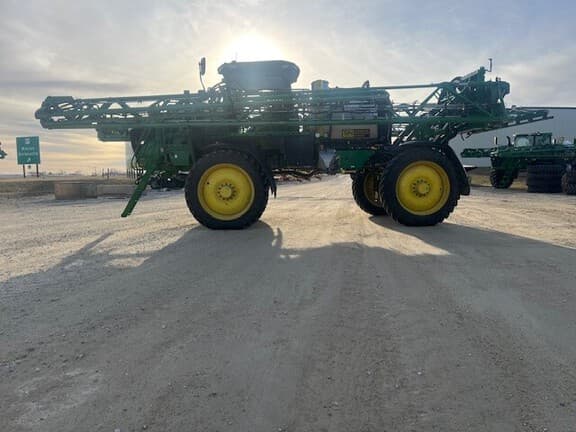 Image of John Deere 410R equipment image 2