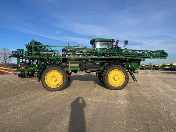 2023 John Deere 410R Equipment Image0