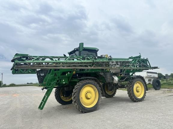 Image of John Deere 410R equipment image 1