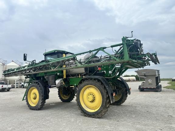 Image of John Deere 410R equipment image 4