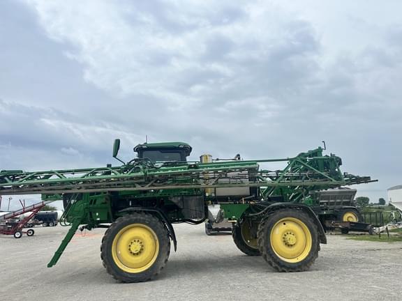 Image of John Deere 410R equipment image 2