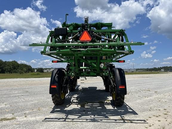 Image of John Deere 410R equipment image 3