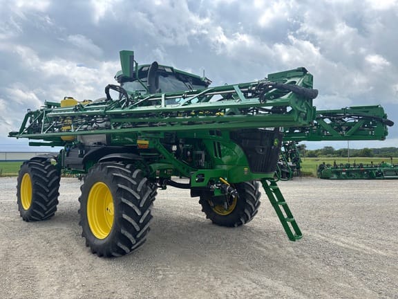 2023 John Deere 410R Equipment Image0