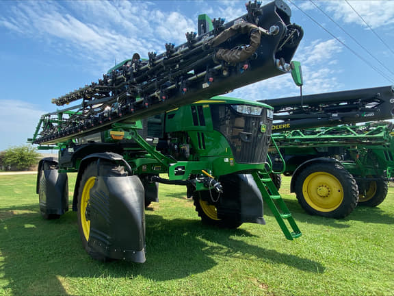 Image of John Deere 410R equipment image 1