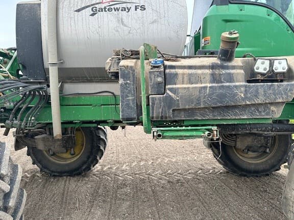 Image of John Deere 410R equipment image 1