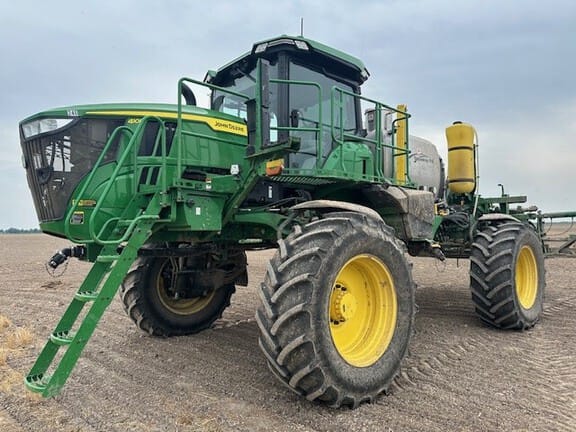 2023 John Deere 410R Equipment Image0