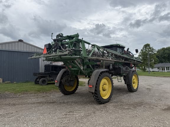 Image of John Deere 410R equipment image 4