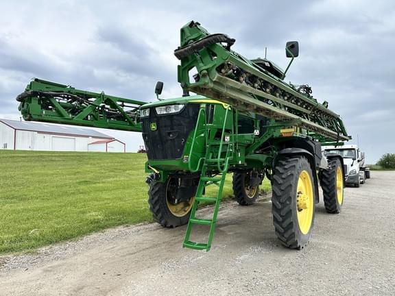 Image of John Deere 410R Primary image