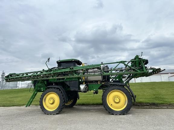 Image of John Deere 410R equipment image 2