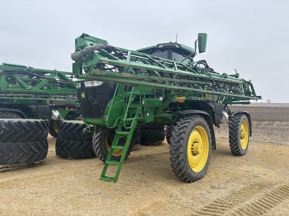 2023 John Deere 410R Equipment Image0