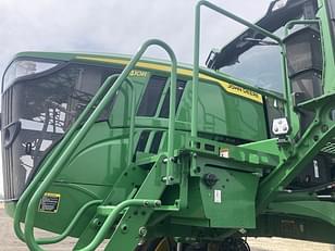 Main image John Deere 410R 11