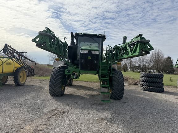 Image of John Deere 410R equipment image 2
