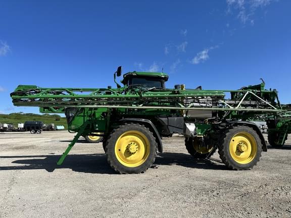 Image of John Deere 410R equipment image 1