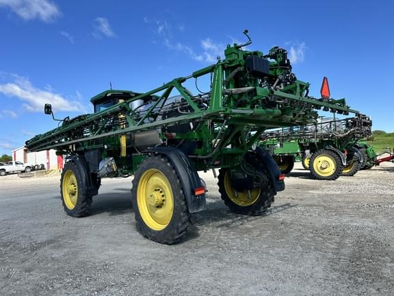 Image of John Deere 410R equipment image 4