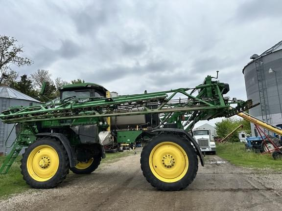 Image of John Deere 410R equipment image 2
