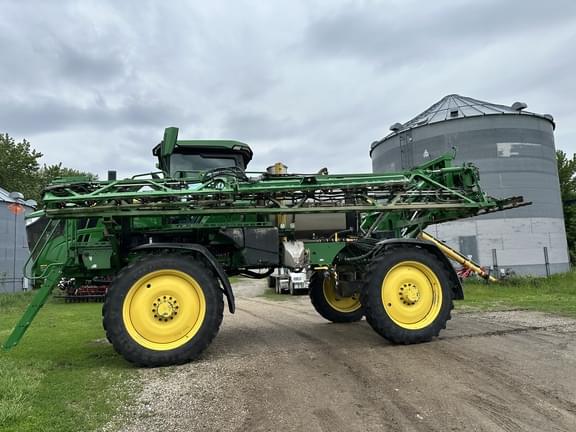 Image of John Deere 410R equipment image 1